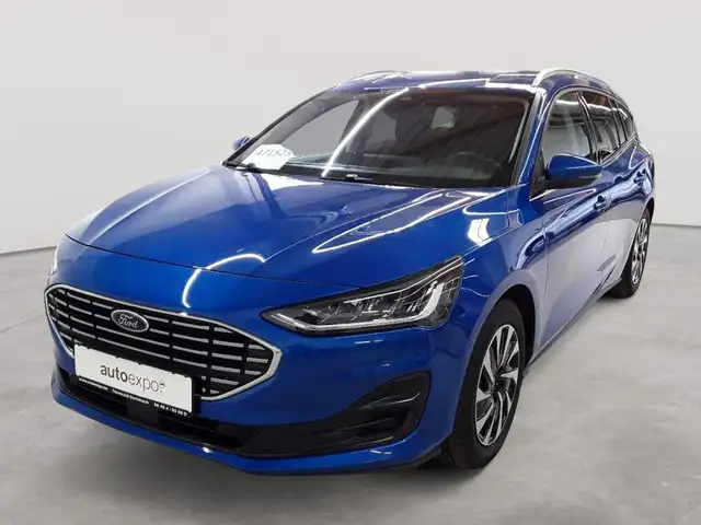 Ford Focus view 2