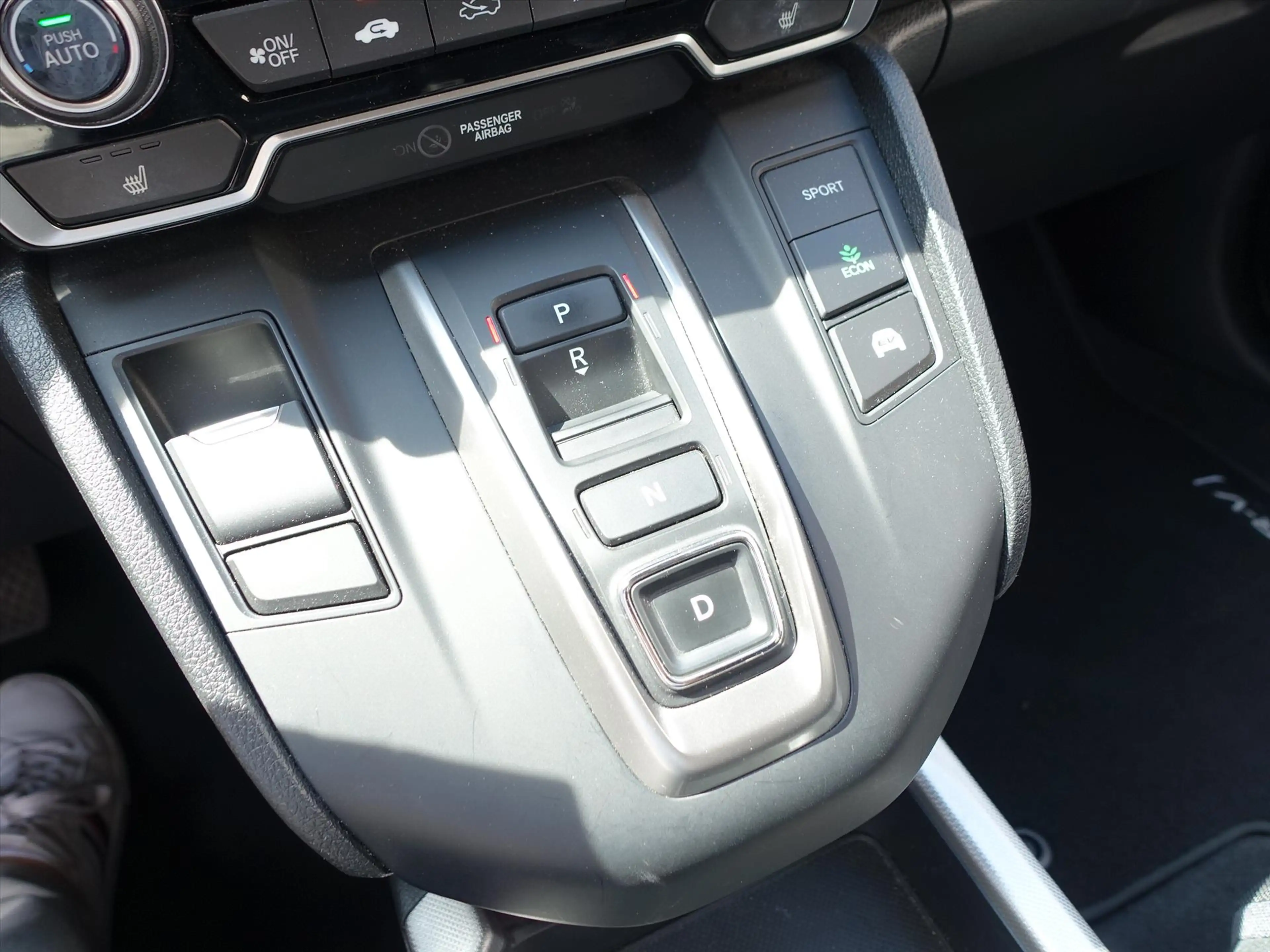 Honda CR-V 2.0 HYBRID 184pk 2WD E-CVT Elegance — photo 17
