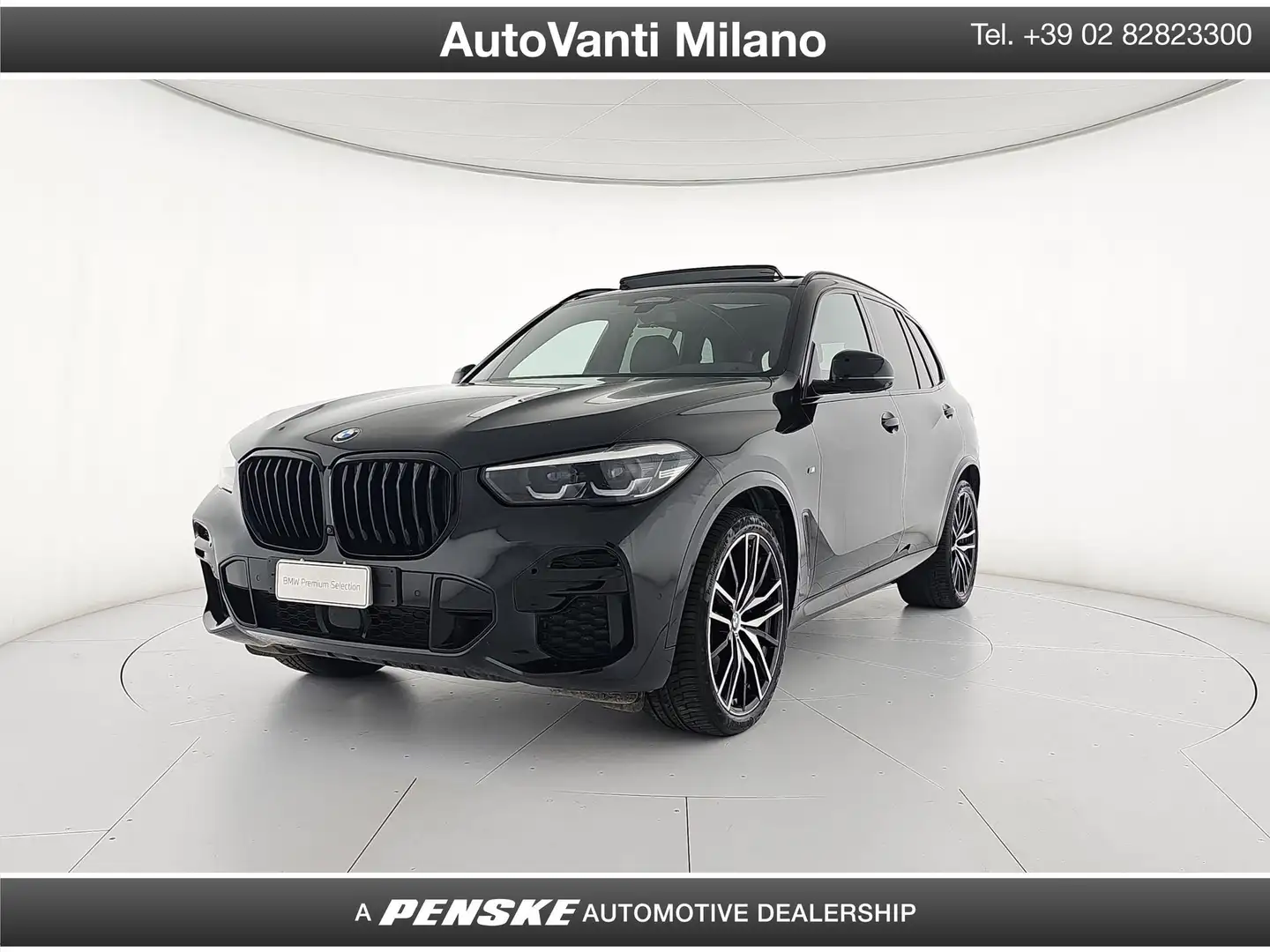 BMW X5 xDrive30d 48V Msport Zwart - 1