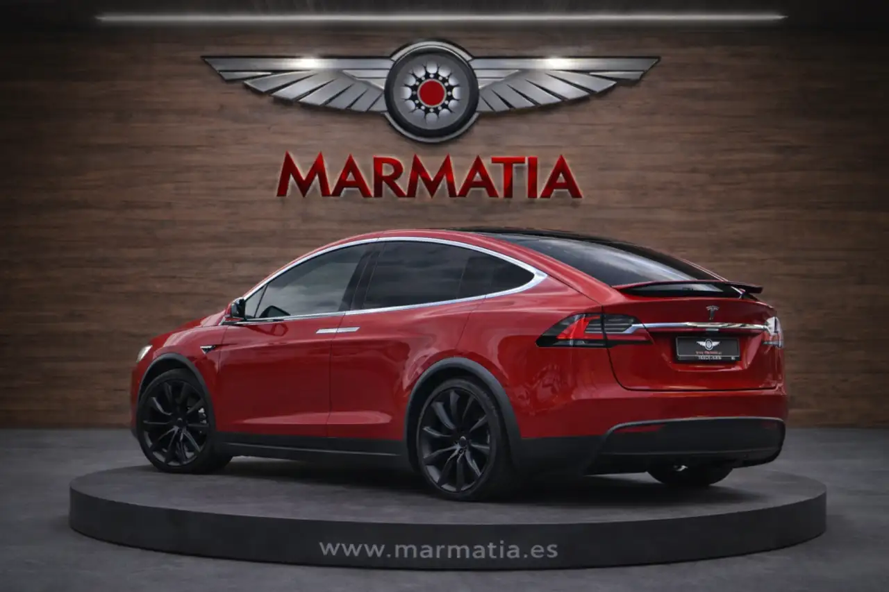 TESLA MODEL X 90D AWD - SUPERCHARGE GRATUITE - MCU2 - 7 PLACES - ATTELAGE