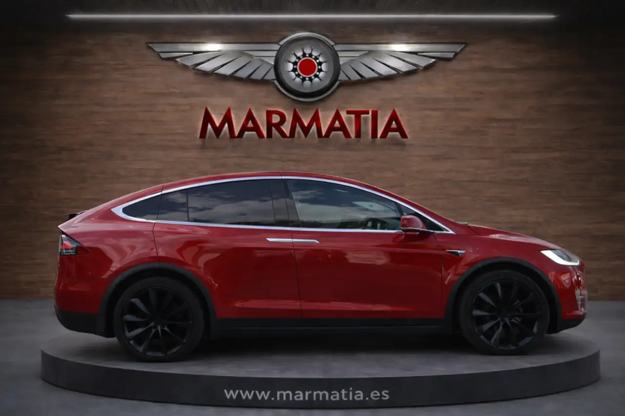 TESLA MODEL X 90D AWD - SUPERCHARGE GRATUITE - MCU2 - 7 PLACES - ATTELAGE