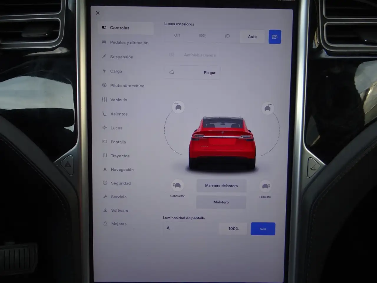 TESLA MODEL X 90D AWD - SUPERCHARGE GRATUITE - MCU2 - 7 PLACES - ATTELAGE