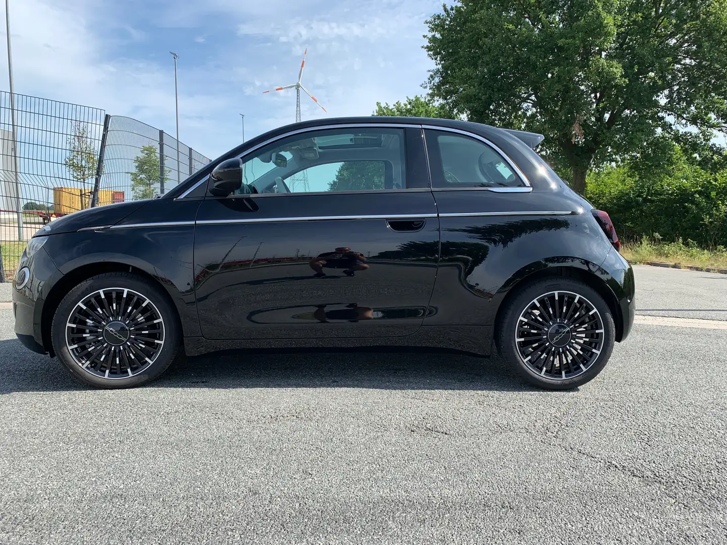 Fiat 500e La Prima Schwarz - 2