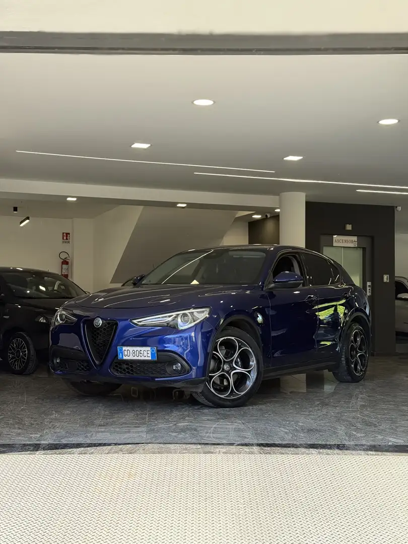 Alfa Romeo Stelvio 2.2 t Super Q4 190cv auto my19 Blu/Azzurro - 1