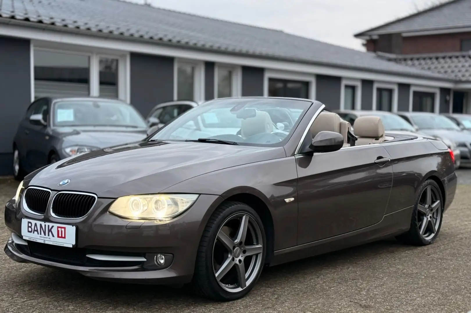 BMW 320 d E93 Cabrio EMW Select.Navi LED PDC Leder Braun - 1