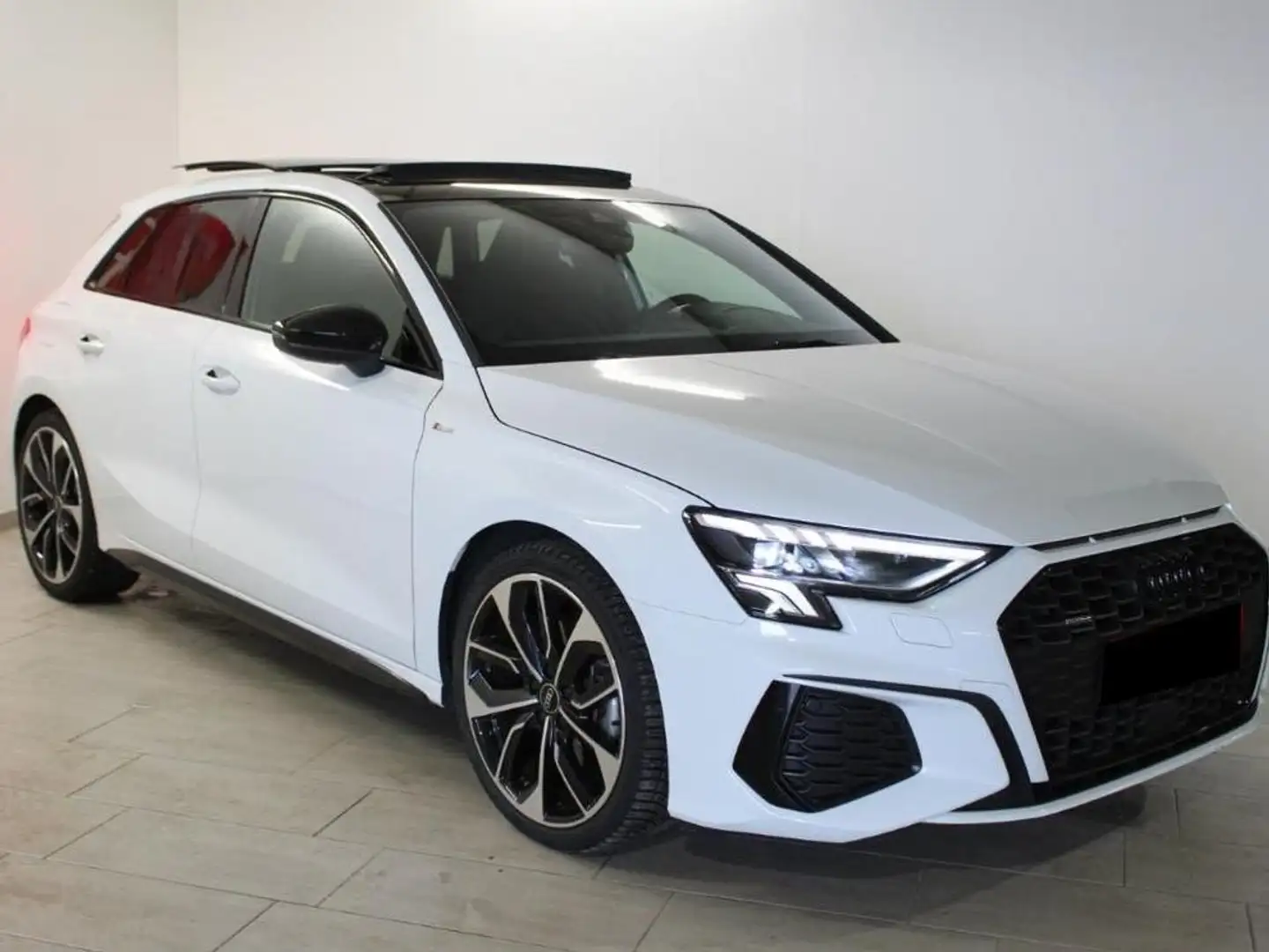 Audi A3 Sportback 40 TFSI Quattro S-Tronic 2x S-Line Bianco - 1