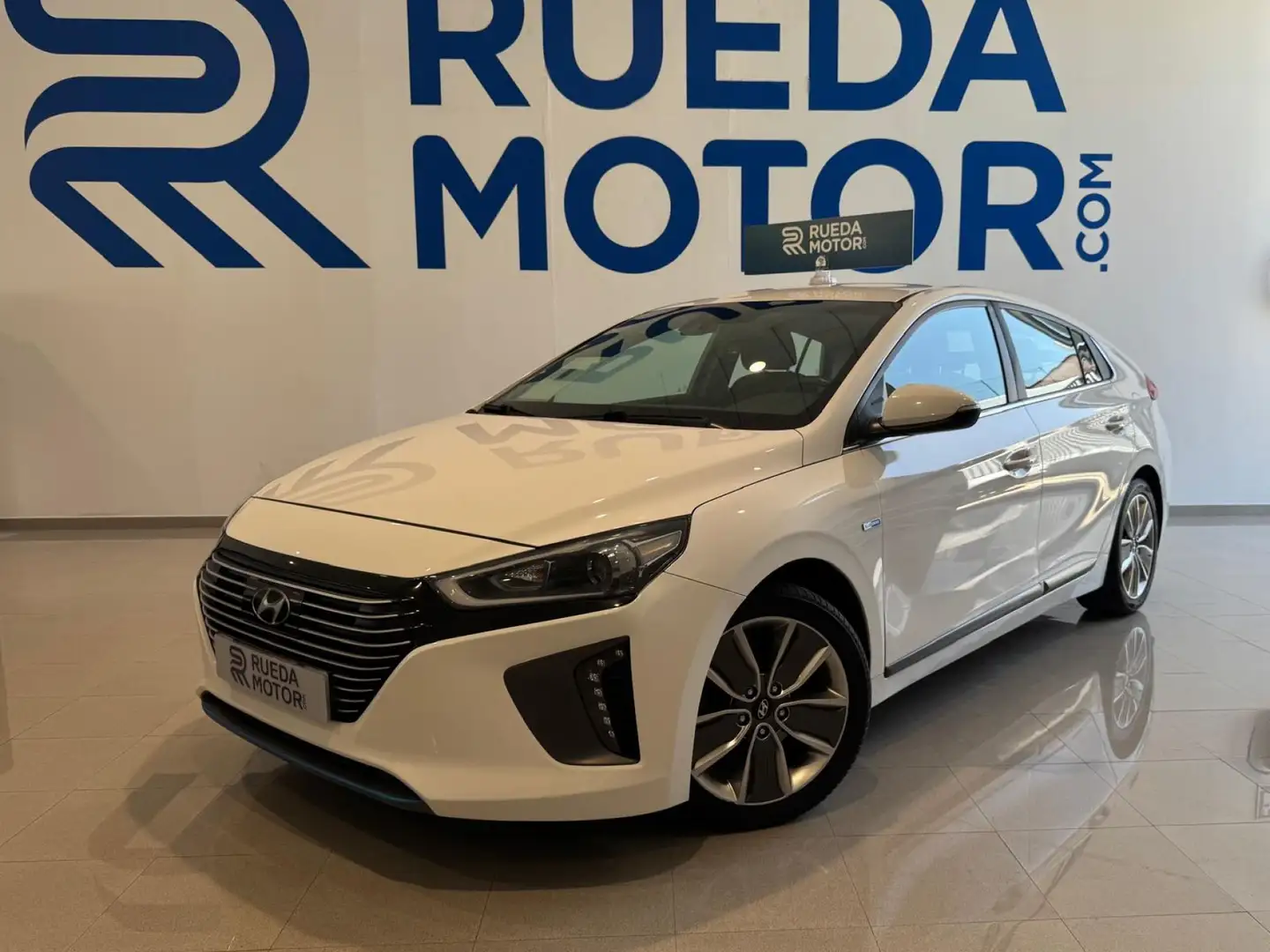 Hyundai IONIQ HEV 1.6 GDI Tecno Blanco - 1