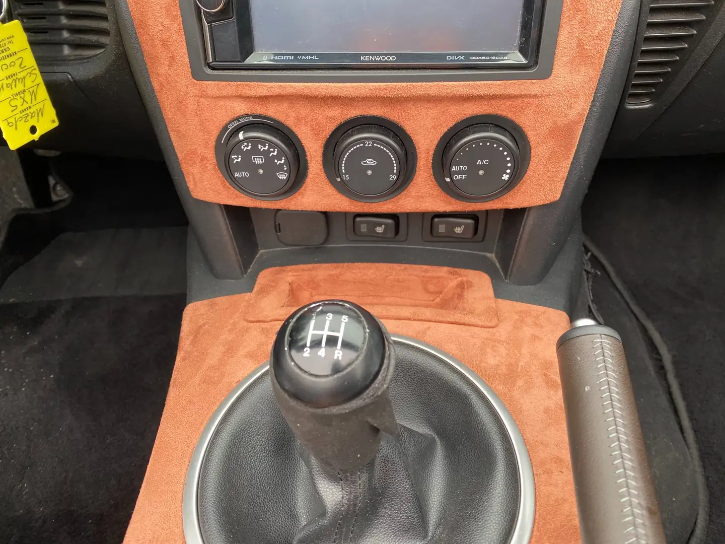 Mazda MX-5 2.0 Niseko mit LPG und Sport Auspuff Black - 2