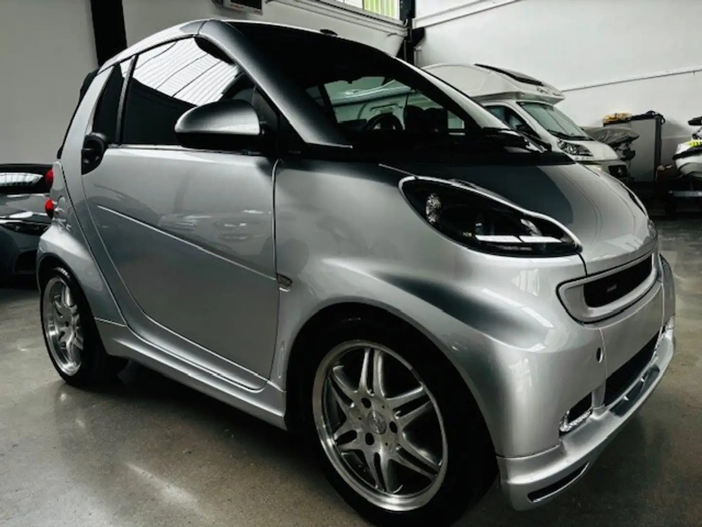 smart forTwo 1000 72 kW coupé BRABUS Xclusive Argento - 1