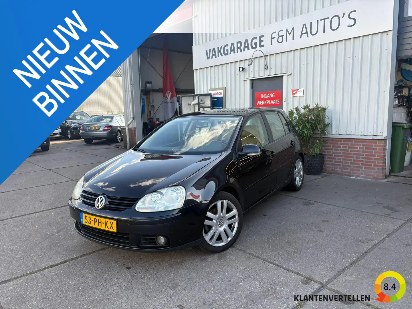 Volkswagen Golf 2.0 FSI Sportline Zwart - 1