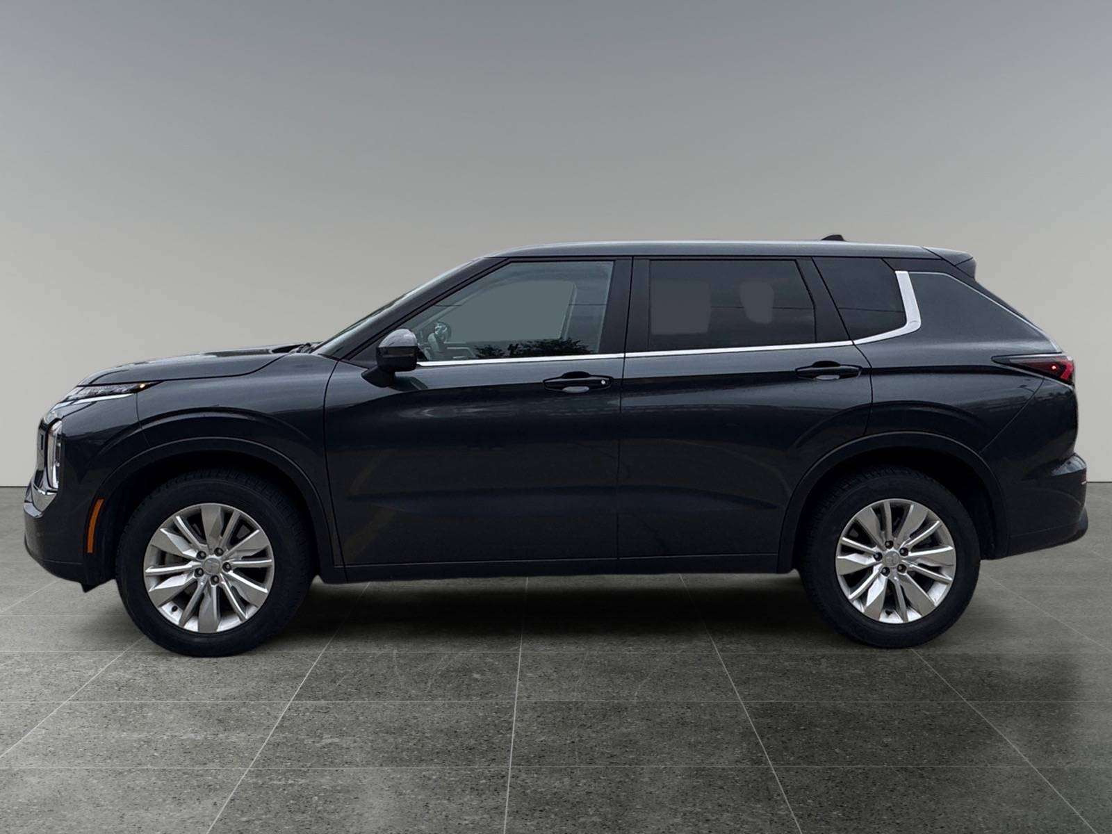 2026 Mitsubishi Outlander ES 7-Passenger — снимка 1
