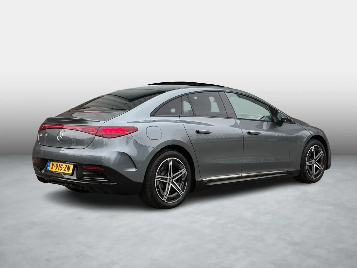 Mercedes-Benz EQE 300 AMG Line | Nightpakket | Panoramadak Gris - 2
