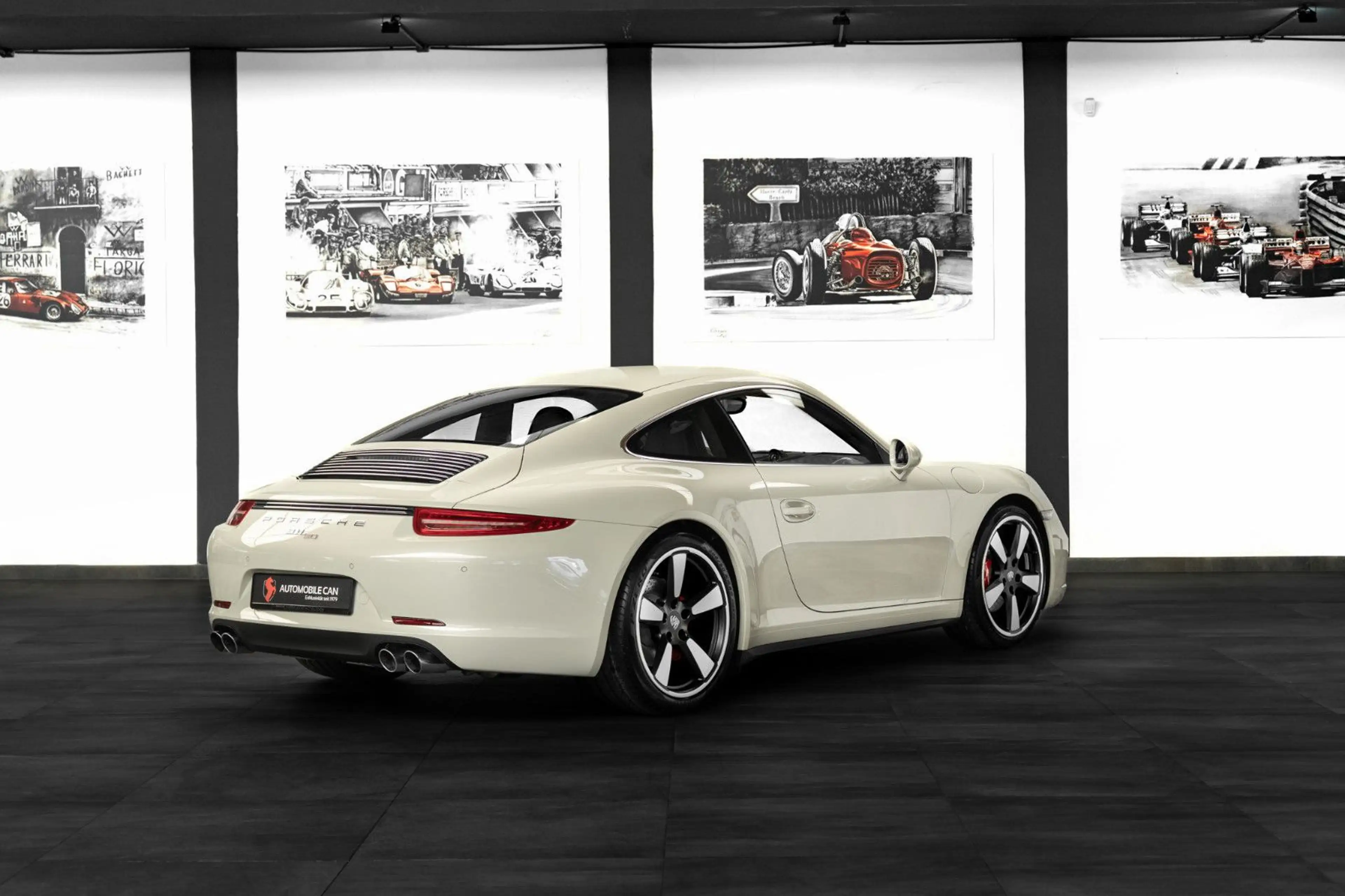 Porsche 991 Carrera S 50 Jahre Jubiläum ** NEU 17 KM ** — photo 12