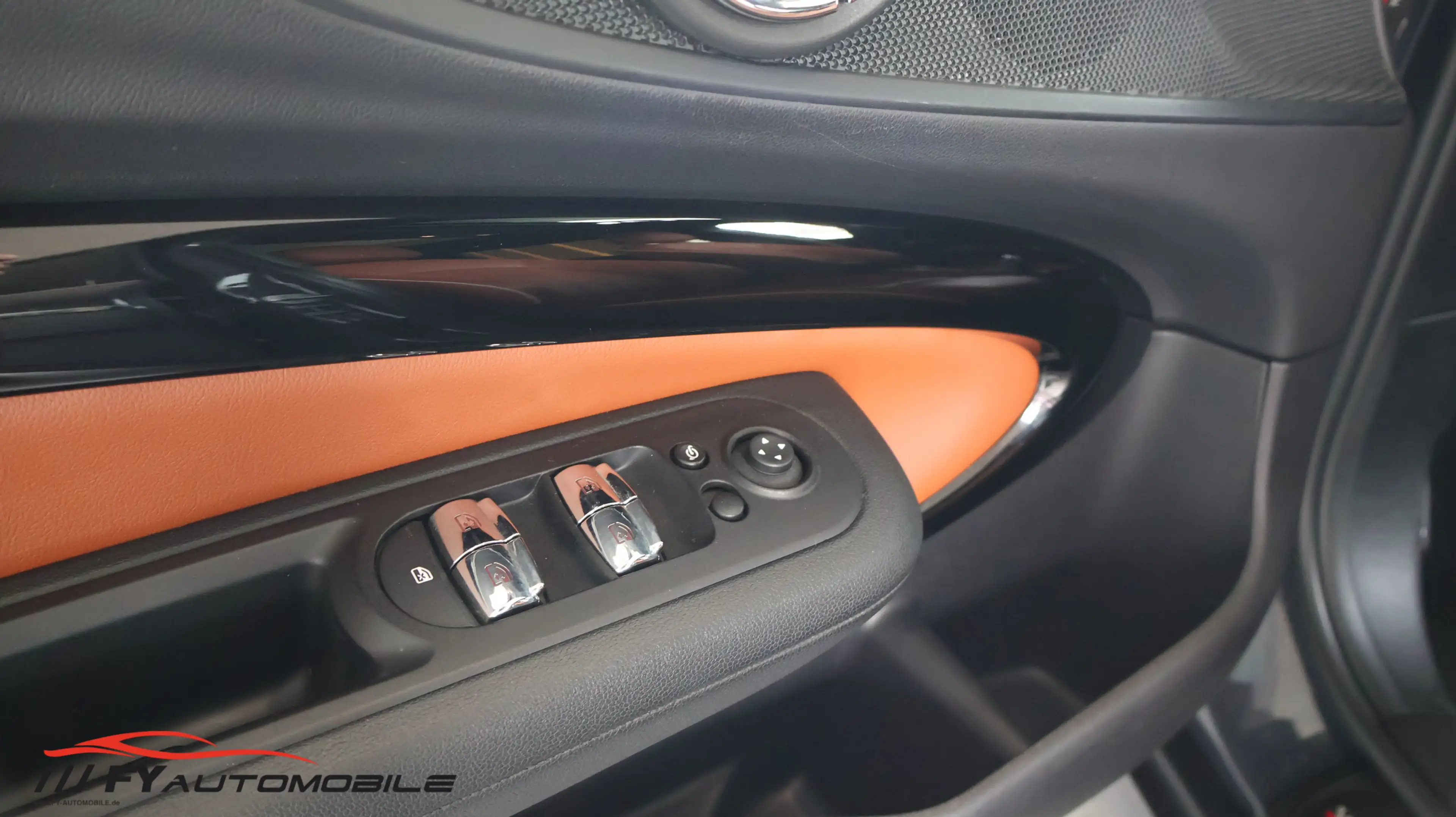 MINI Cooper SD Clubman All4 John Cooper Works Kit* — photo 9