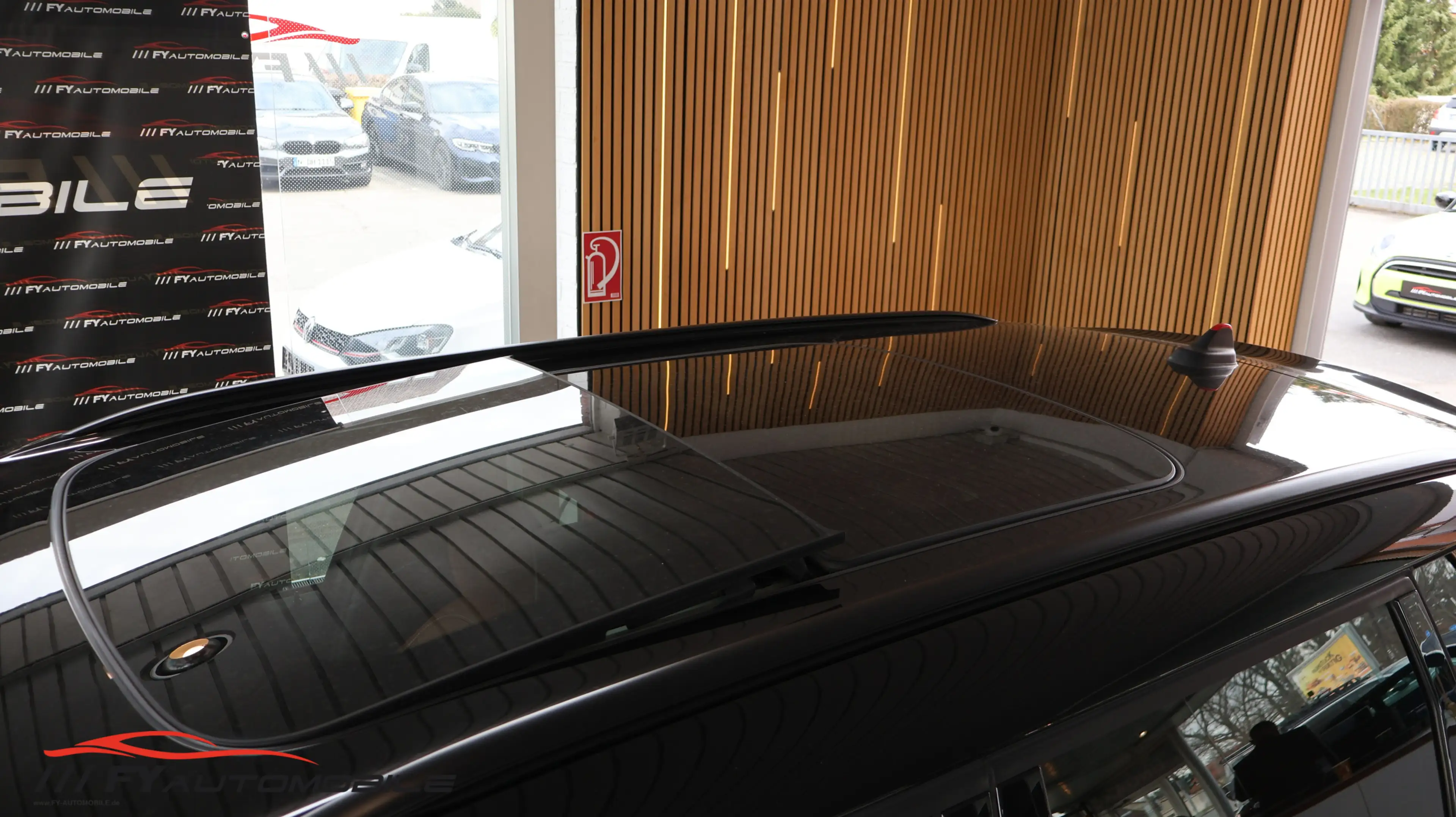 MINI Cooper SD Clubman All4 John Cooper Works Kit* — photo 7