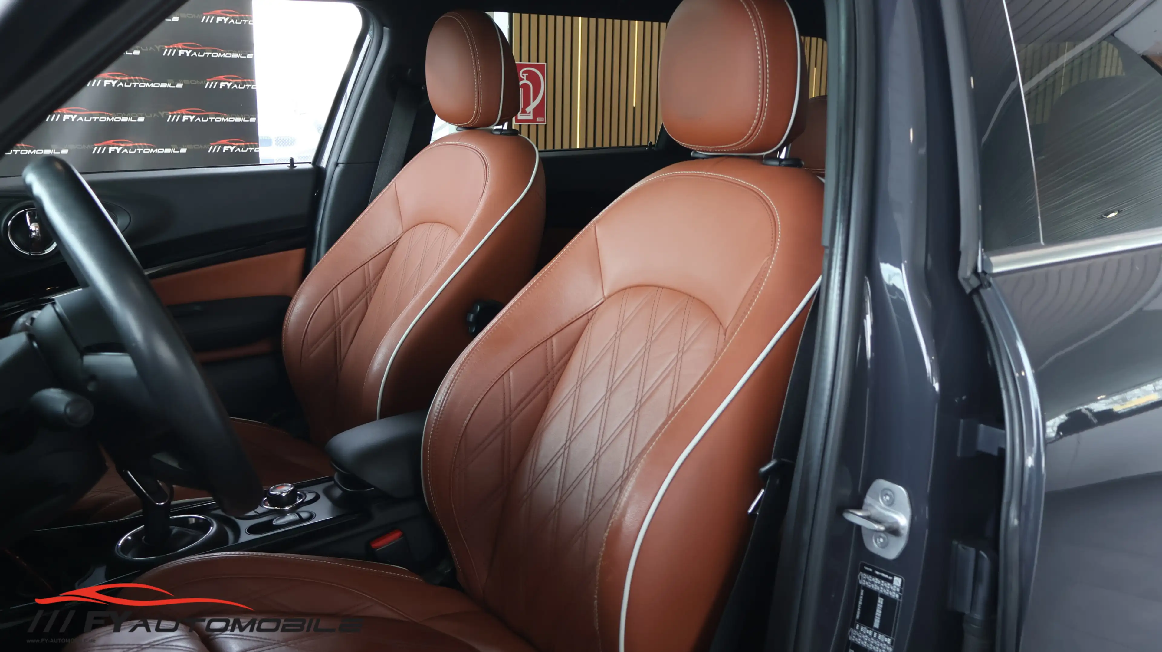 MINI Cooper SD Clubman All4 John Cooper Works Kit* — photo 11