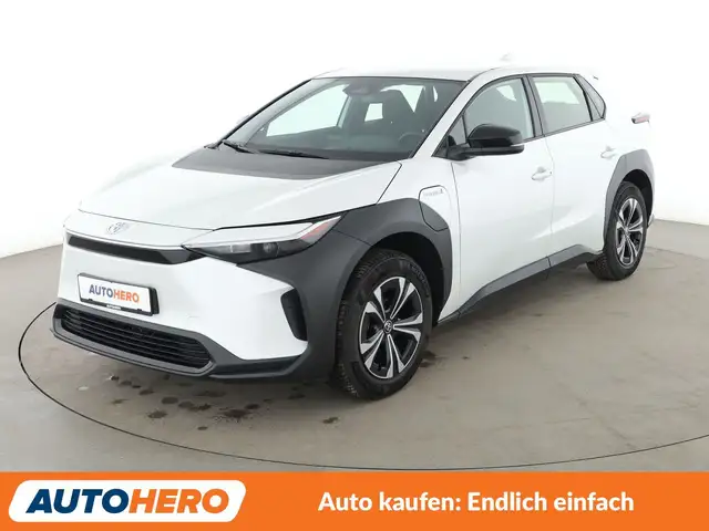 Toyota electric drive 160 kW AWD Aut.*LED*ACC*CAM*SHZ*