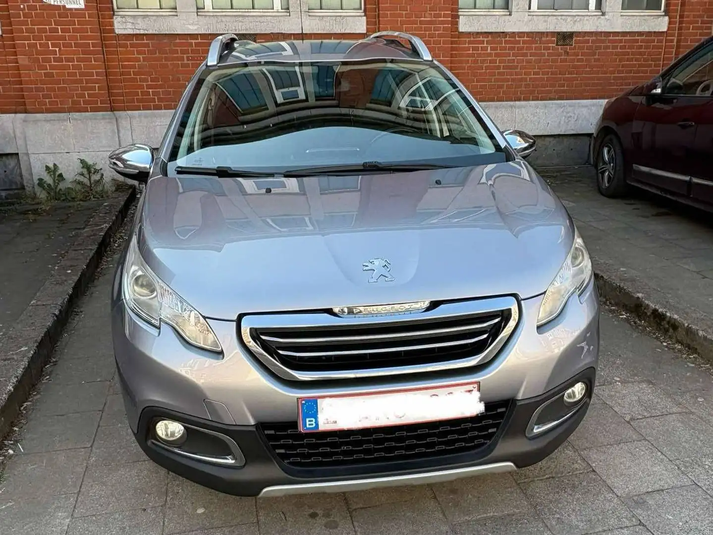 Peugeot 2008 2008 1.6 e-HDi Allure Grijs - 1
