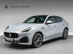 Maserati Grecale Trofeo BIANCO ASTRO + CARBON + AHK