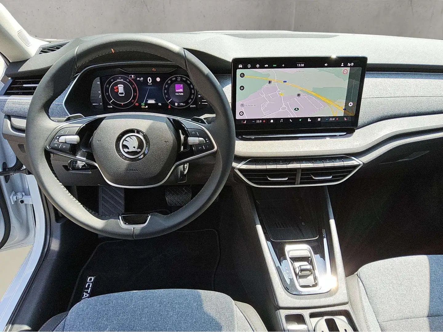 Skoda Octavia Selection+DSG+AHK+Comfort Blanc - 2
