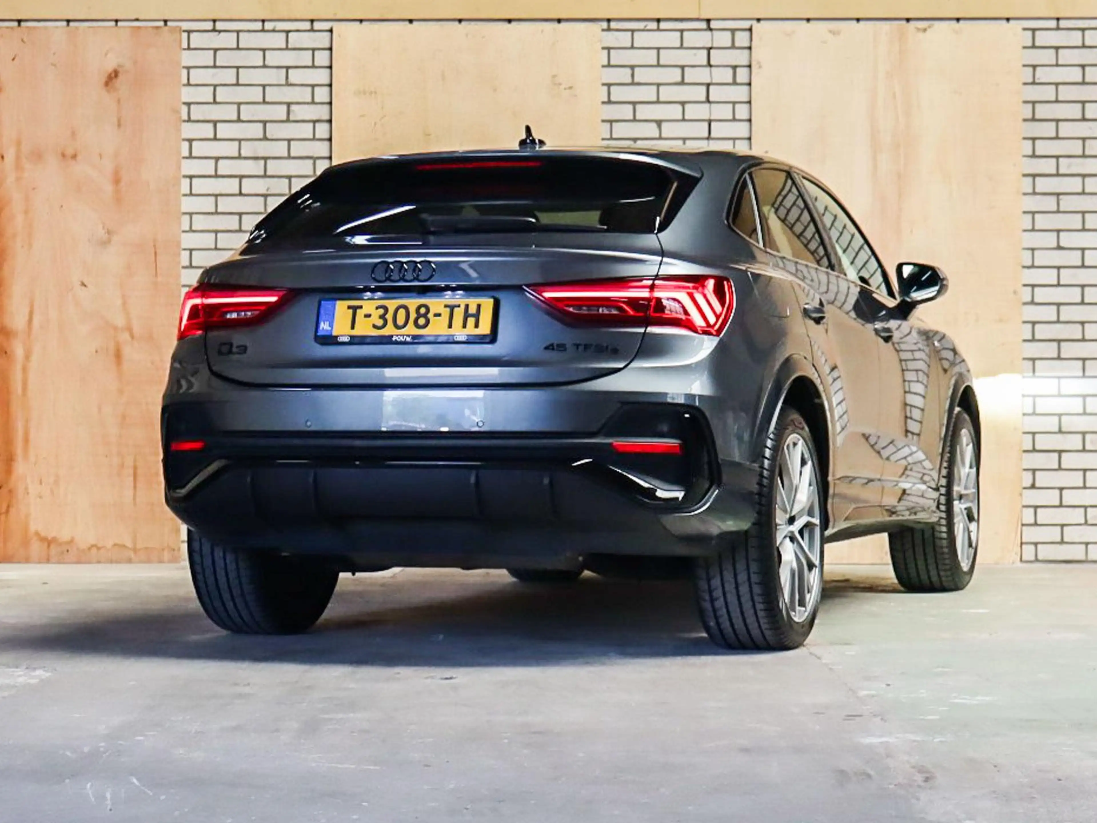 Audi Q3 Sportback 45 TFSIe 245pk Advanced Edition | Sports — photo 2