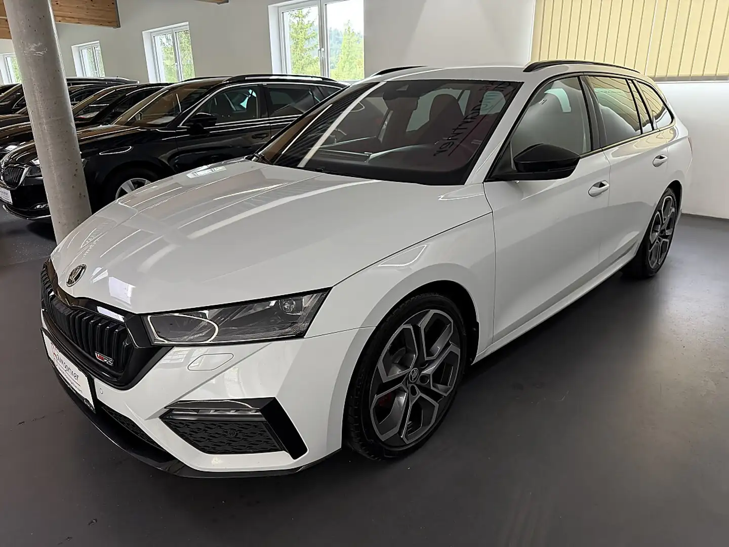 Skoda Octavia Combi RS 2,0TDI DSG *Matrix LED*NAVI*ACC*Sitzhe... Weiß - 2