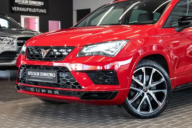 Cupra Ateca view 3