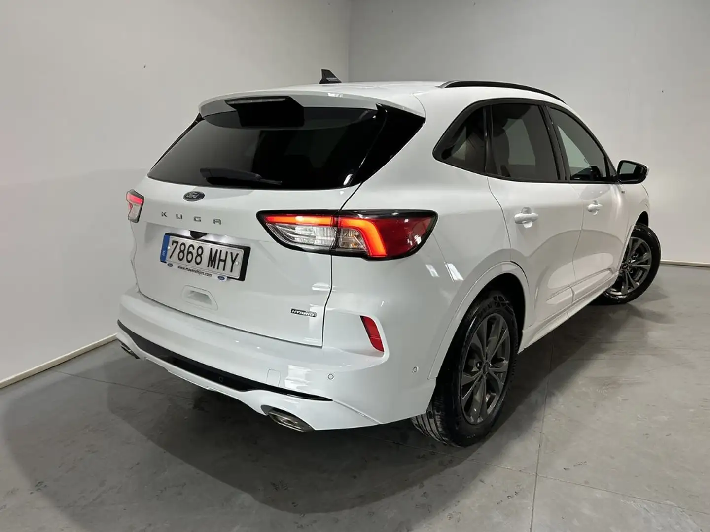 Ford Kuga 2.5 Duratec FHEV ST-Line AWD Aut. Blanco - 2