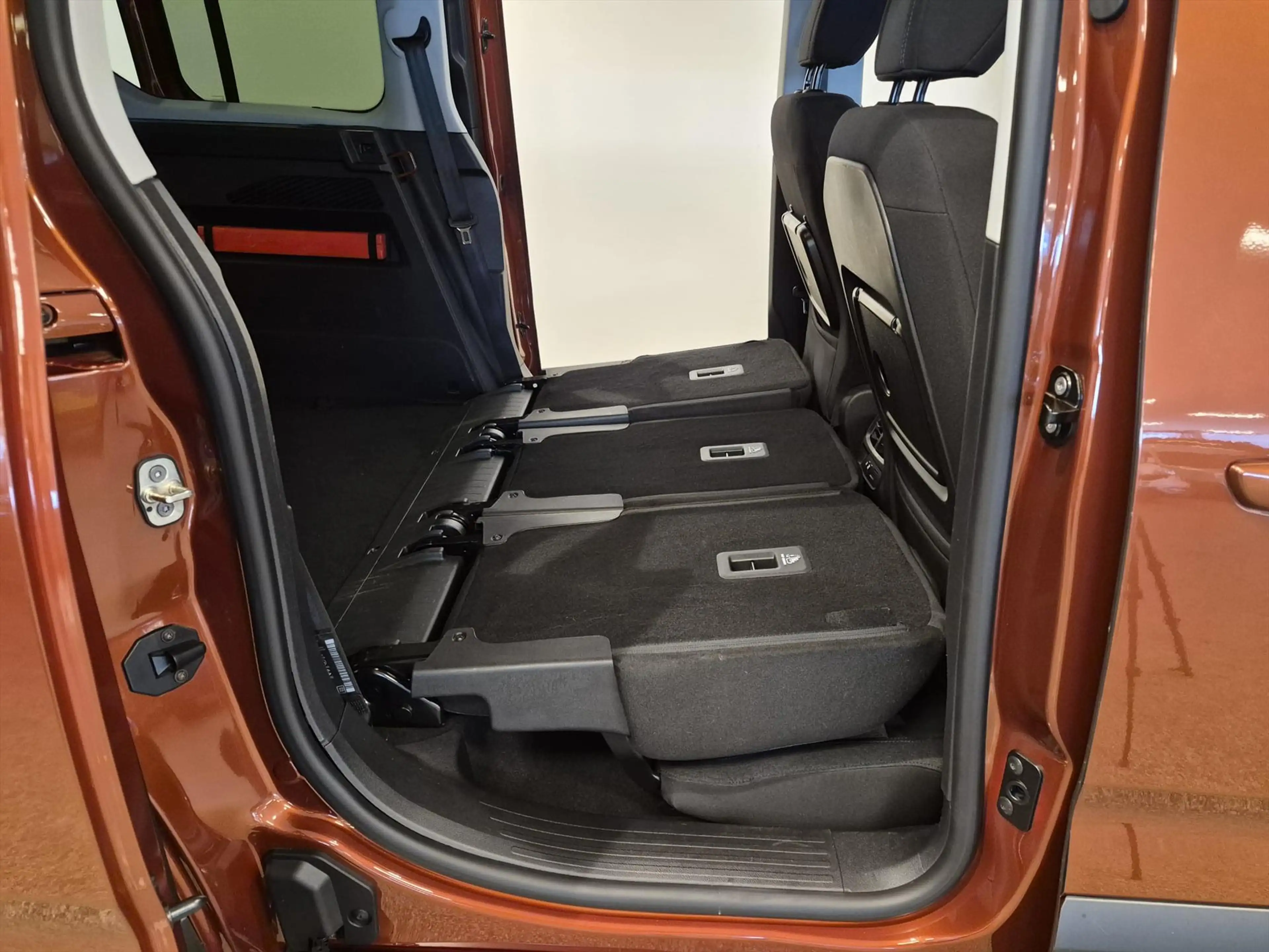 Peugeot Rifter L2 Automaat incl. kofferbaklift of scootmobiellift — photo 11