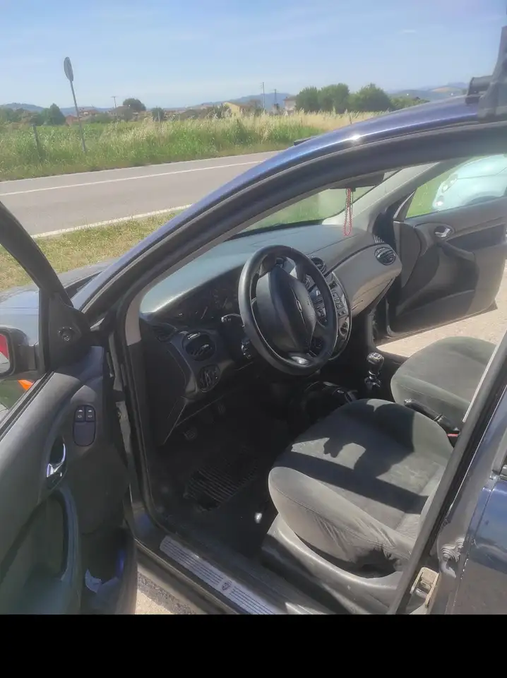 Ford Focus 5p 1.8 tdci Ghia, foto 3