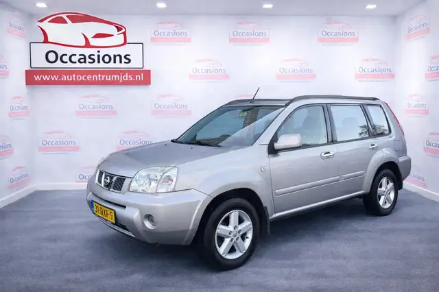 Nissan X-Trail 2.5 Elegance