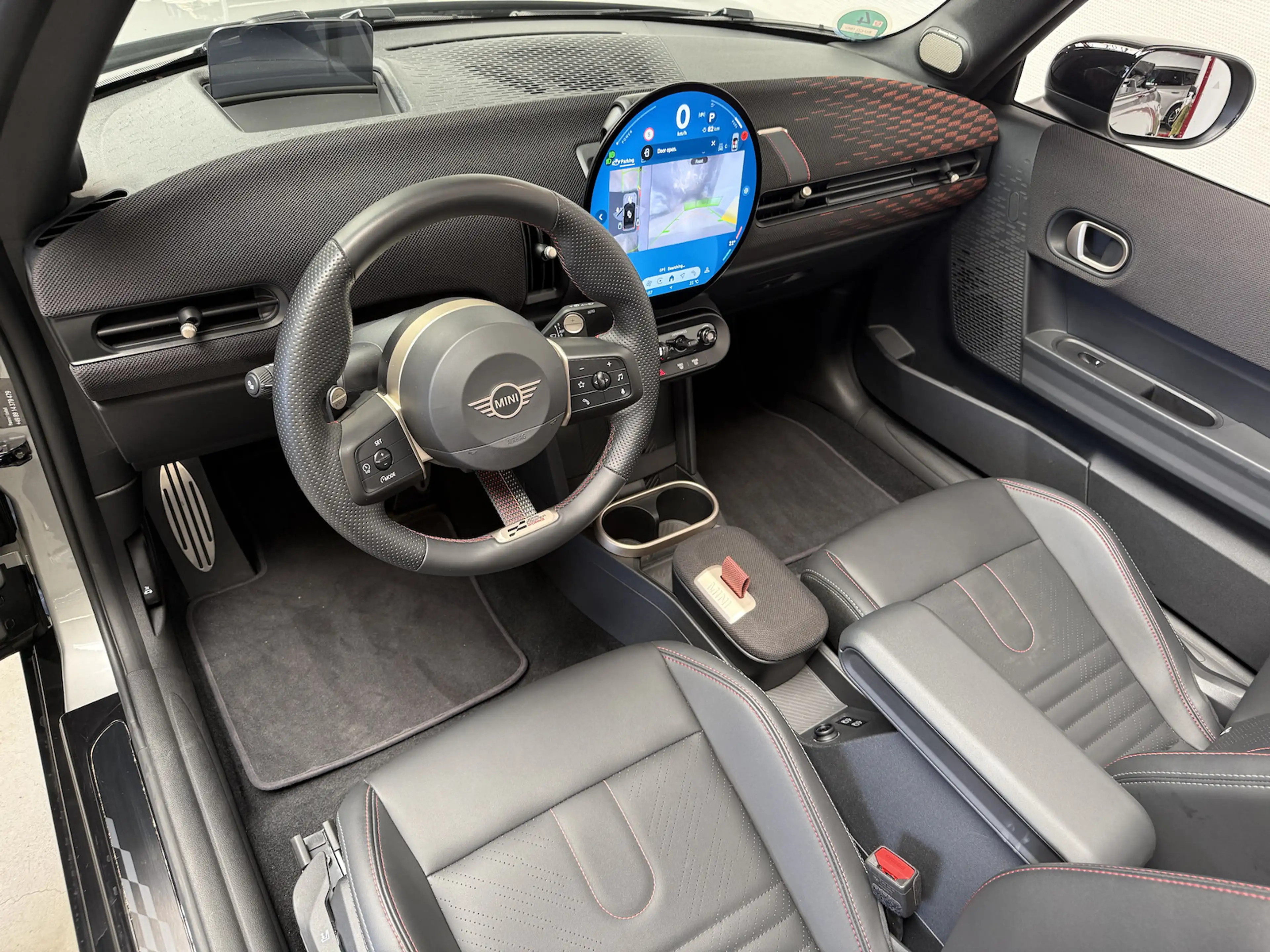 MINI John Cooper Works Cabrio JCW/HUD/LED/KEYL./KAMERA — photo 6