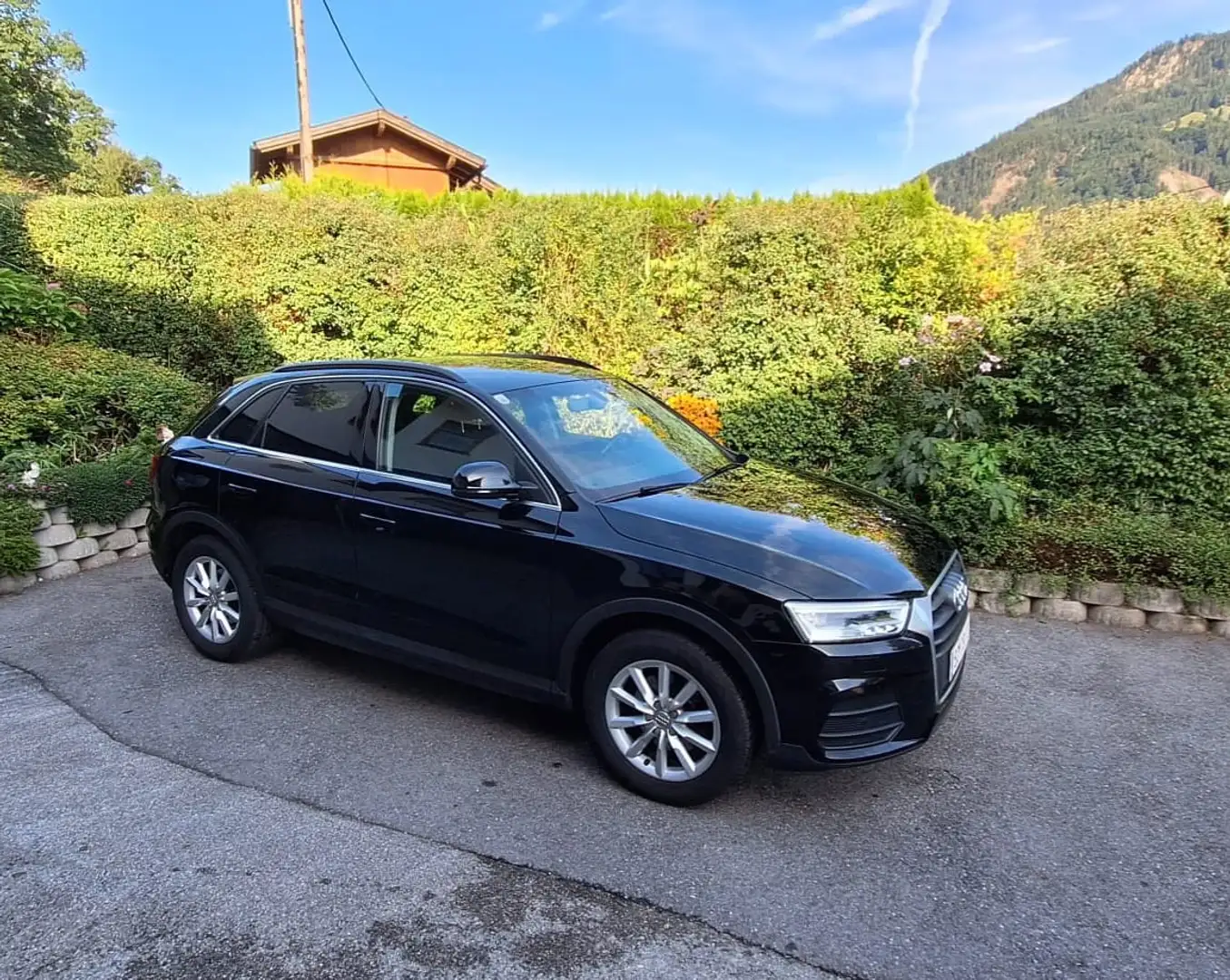 Audi Q3 Q3 1,4 TFSI COD COD Schwarz - 1