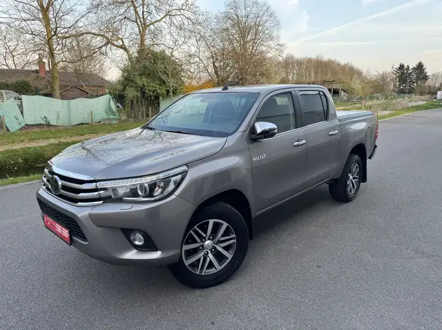 Toyota Hilux 2.4 D-4D Aut Dubbel Cabine / Only Export Afrik