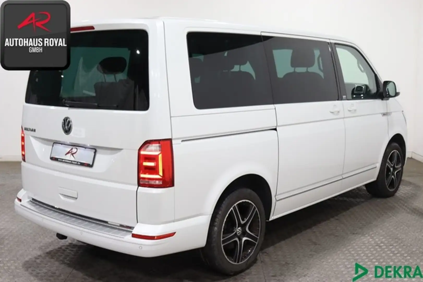 Volkswagen T6 Multivan 2.0 TDI GENERATION SIX 6 SITZE,TISCH Biały - 2