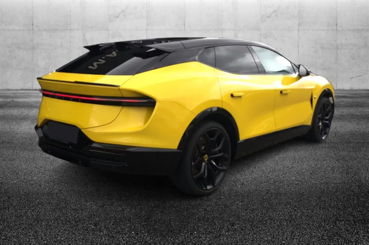 Lotus Eletre 2023