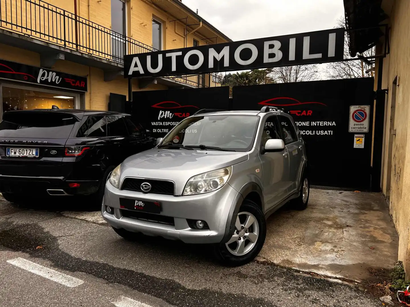 Daihatsu Terios 1.5 4WD SX Grigio - 1