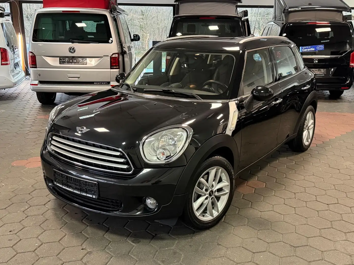 MINI Cooper Countryman 1.6 Chili*Navi*Tempo*Sitzh* Noir - 1