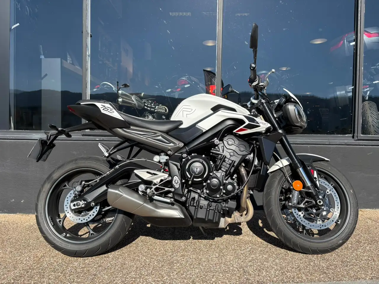 Triumph Street Triple 765