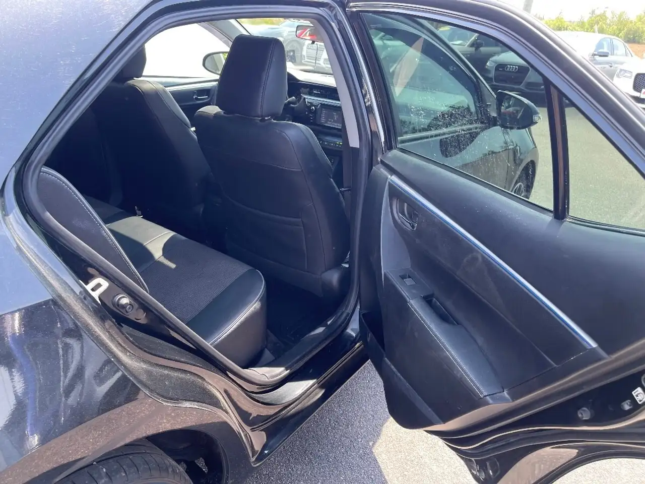 Toyota Corolla снимка Toyota Corolla