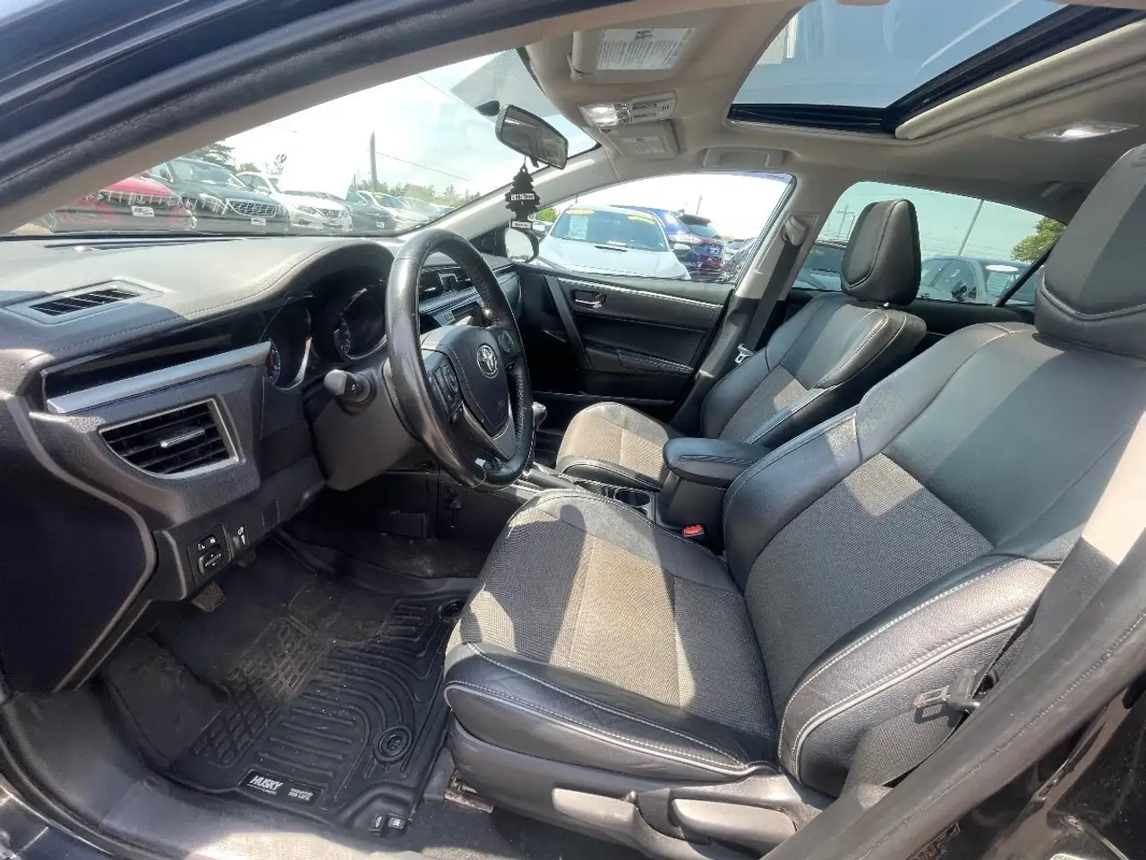 Toyota Corolla снимка Toyota Corolla