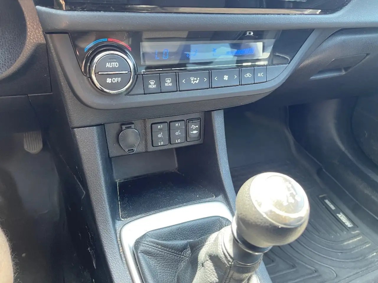 Toyota Corolla снимка Toyota Corolla