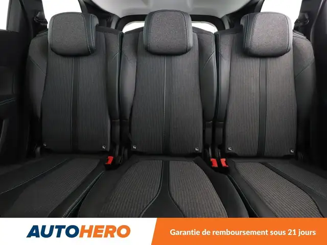 Peugeot 5008 view 15