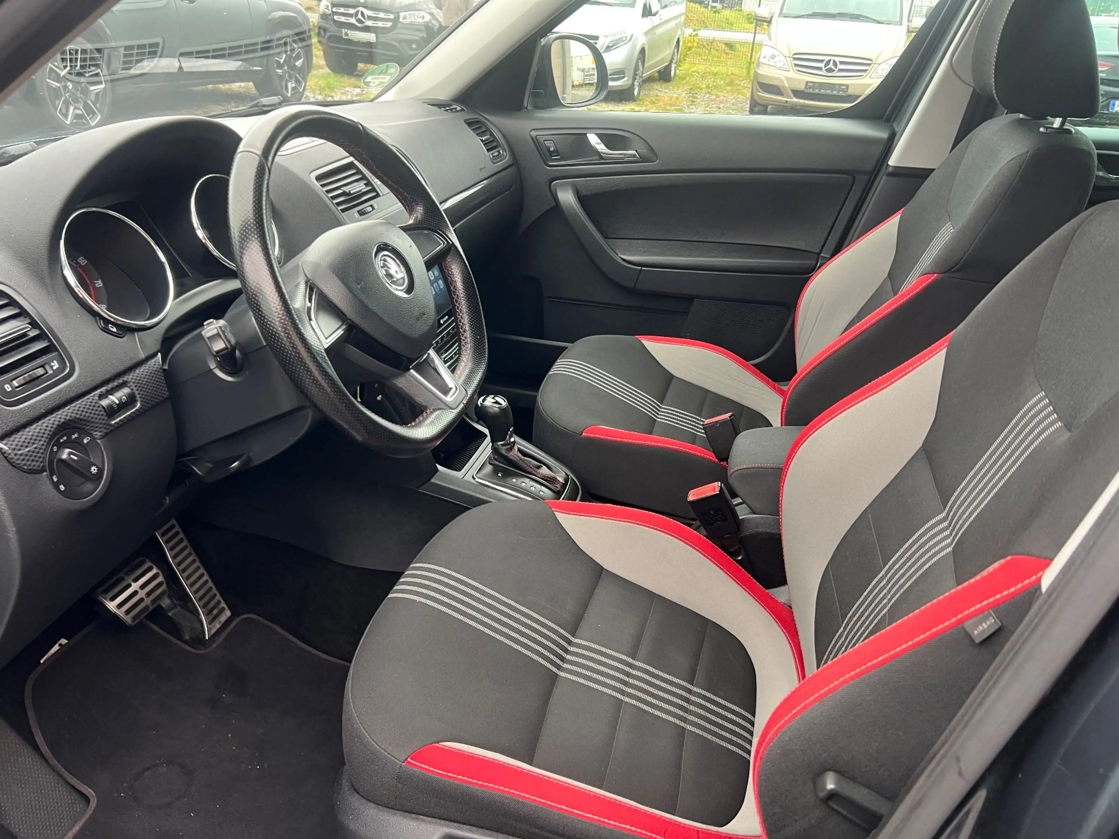 Skoda Yeti Monte Carlo DSG*Navi*Bi-Xen*Sitzh*Temp* — photo 6
