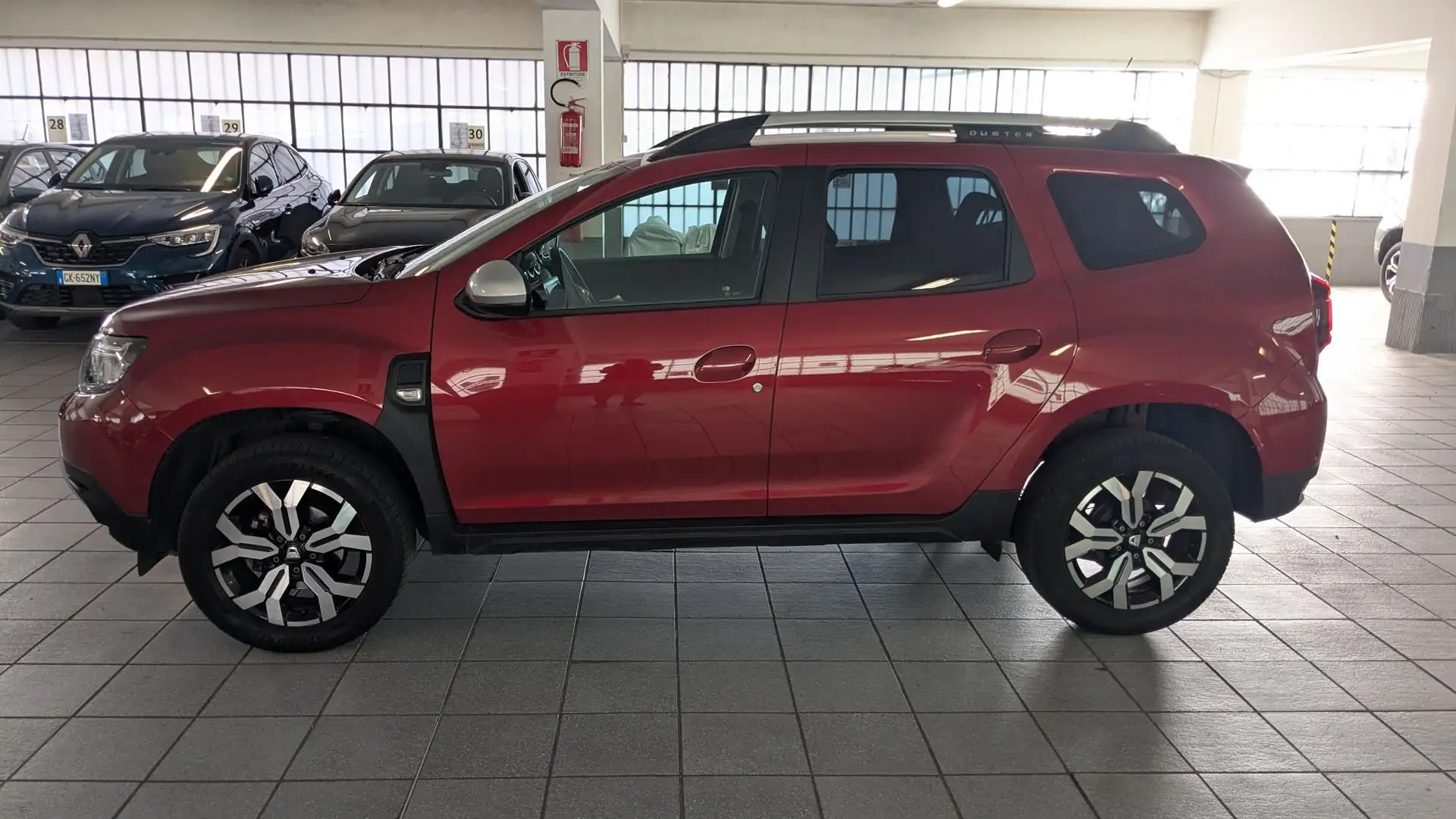 Dacia Duster 1.0 TCe GPL 100 CV 4x2 Prestige - 2