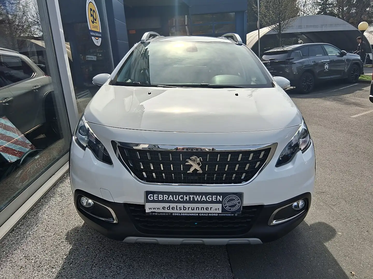 Peugeot 2008 1,2 PureTech 110 S&S Aut. Allure Weiß - 2