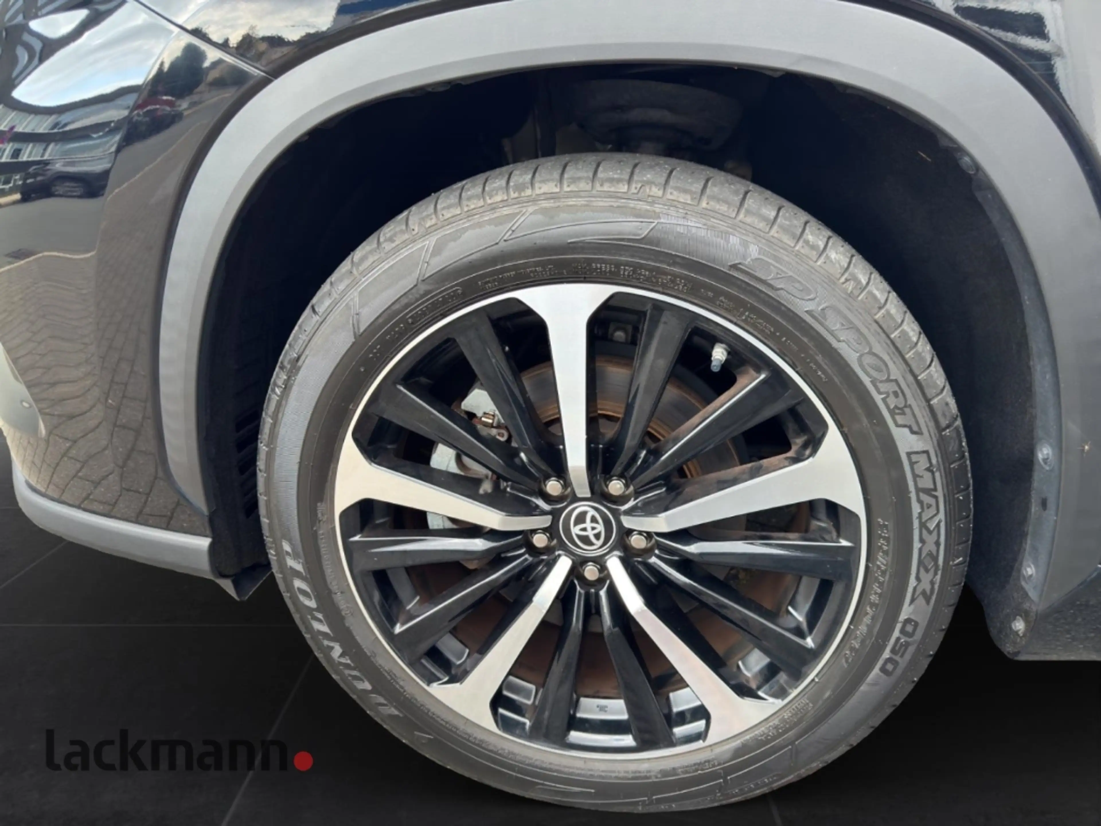 Toyota Highlander 2.5 Hybrid Luxury 7-Sitzer*Navi*360°* — photo 15