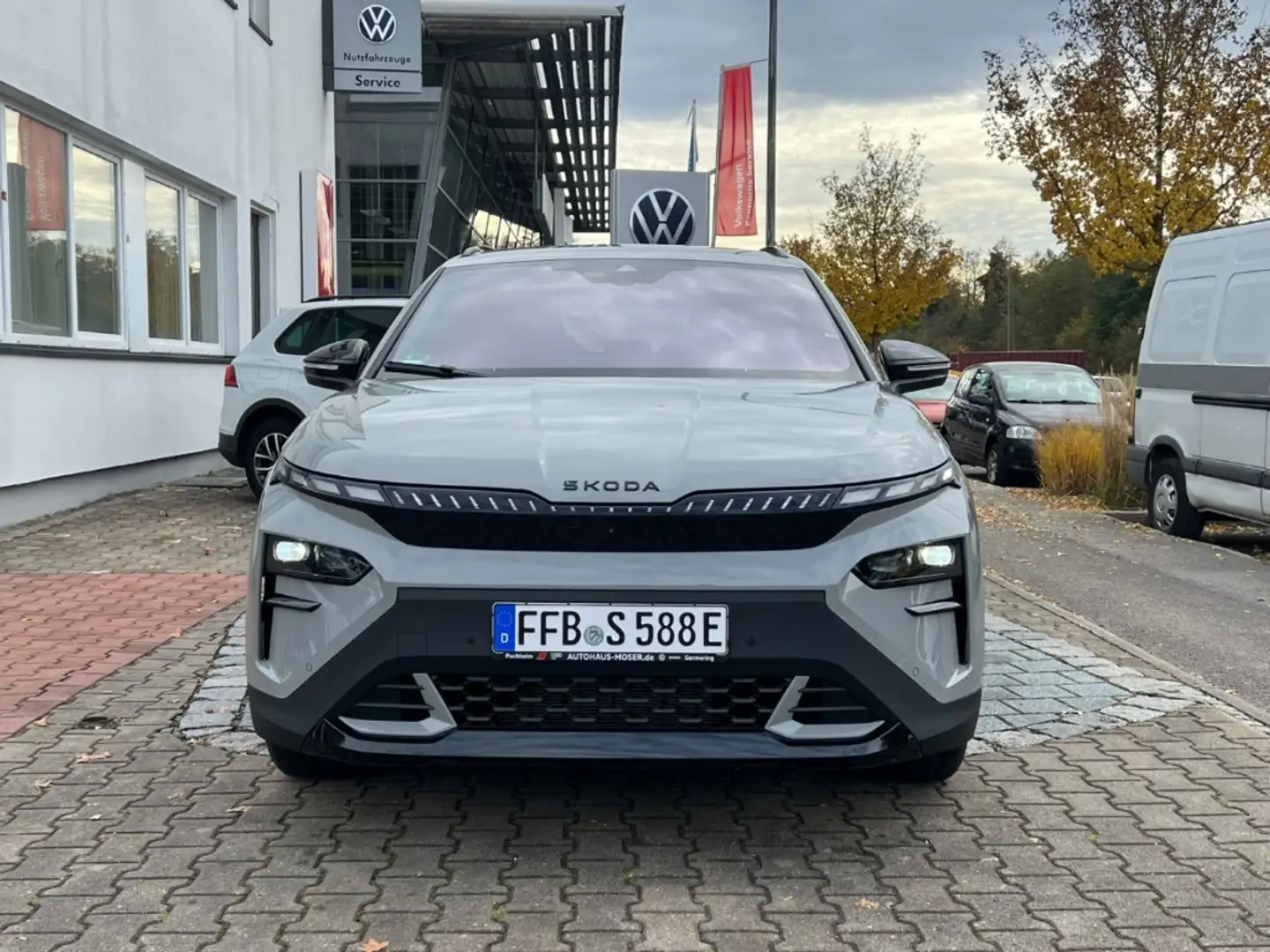 Skoda Elroq RS 4x4 84 AHK*HeadUp*Canton*MTRX*360*DCC!!! Grau - 2