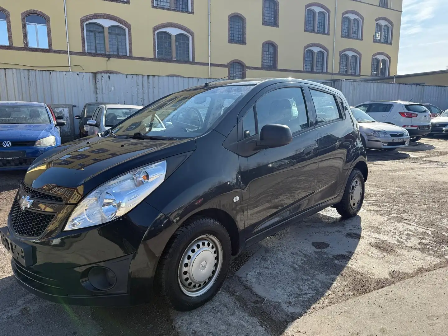 Chevrolet Spark 1.0 LS+ Schwarz - 2