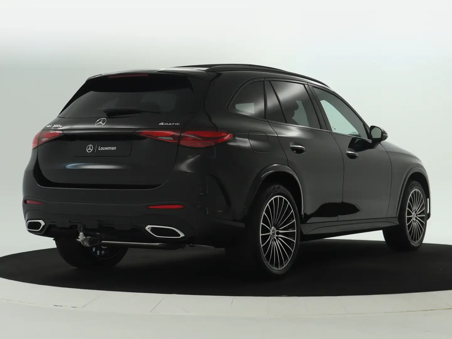 Mercedes-Benz GLC 300 300e 4MATIC Sport Edition | Trekhaak | Nightpakket Noir - 2